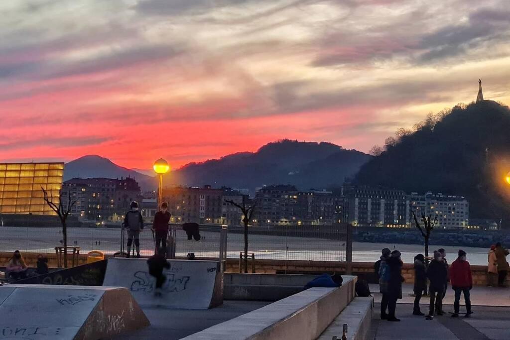 Apartamento Zurriola By Sanse Holidays San Sebastian Bagian luar foto